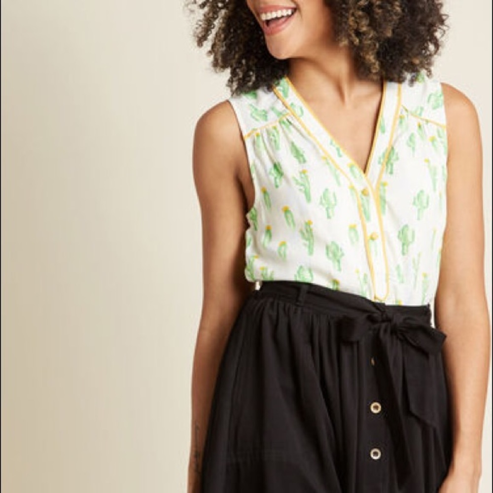 ModCloth Cafe au Soleil Cactus Tank Size XS